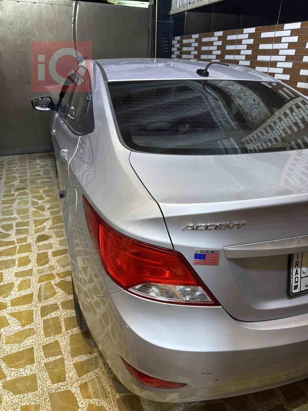 هیوندای ئەکسنت
